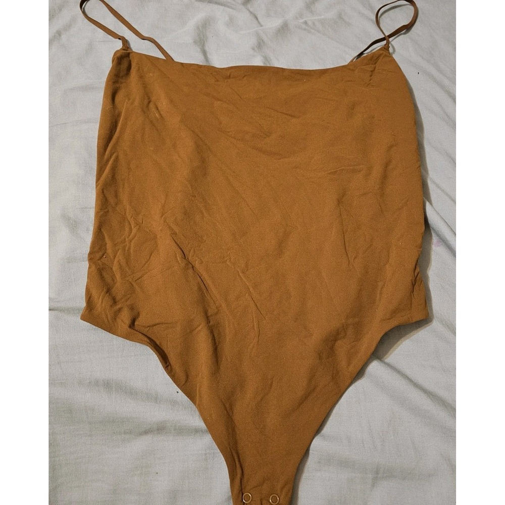 SKIMS-FITS EVERYBODY CAMI BODYSUIT-Jasper-XL EUC